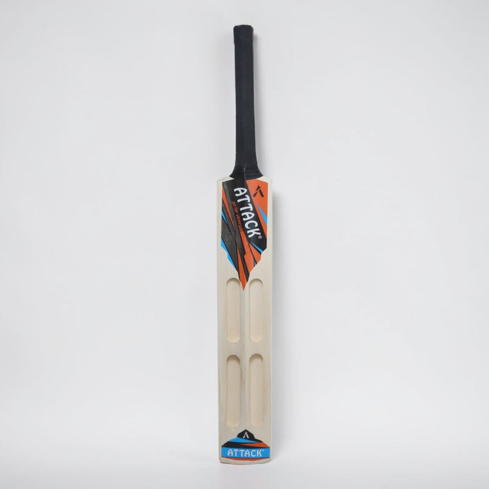 Attack Size 5 Junior Scooped Wooden Cricket Bat (Ages 9-11)