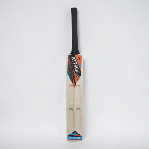Attack Size 5 Junior Scooped Wooden Cricket Bat (Ages 9-11)